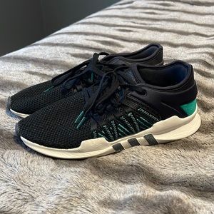 womens adidas sneakers